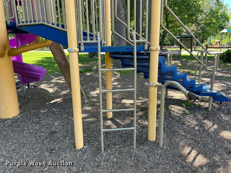 image for item FC2736 Playground equipment