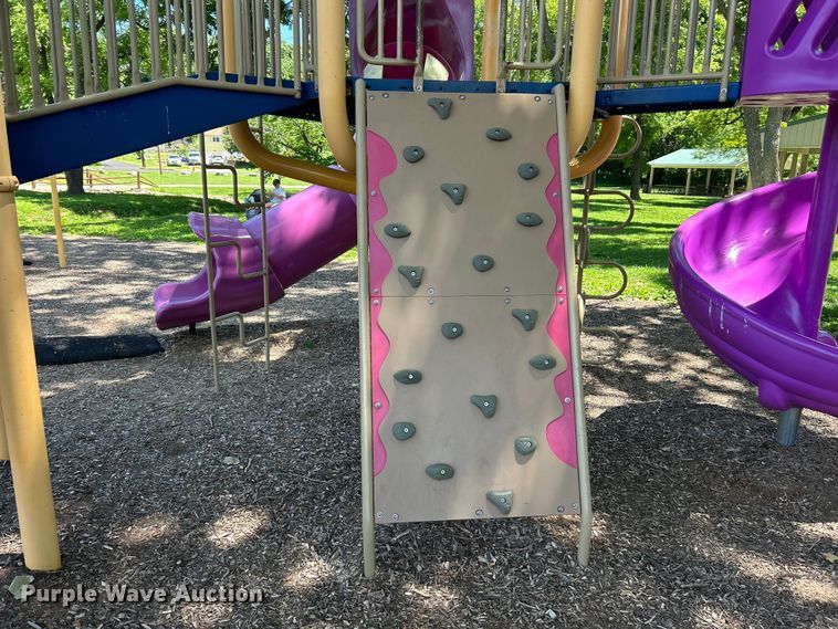image for item FC2736 Playground equipment