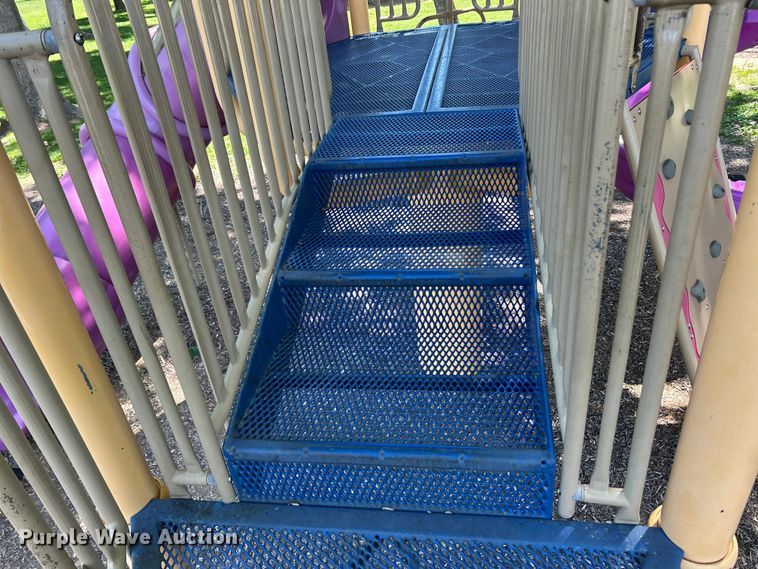 image for item FC2736 Playground equipment