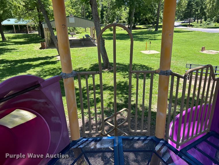 image for item FC2736 Playground equipment