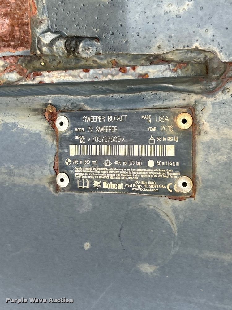 image for item FC2740 2016 Bobcat 72 Sweeper skid steer sweeper