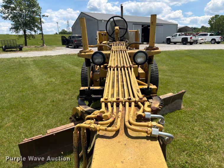 image for item FC3113 1972 Fiat-Allis M65 motor grader