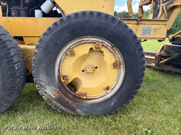 image for item FC3113 1972 Fiat-Allis M65 motor grader