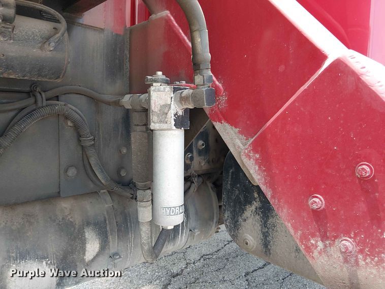 image for item FC4706 1997 International 4700 bucket truck