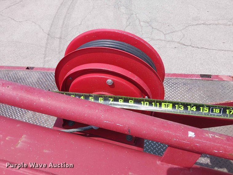 image for item FC4706 1997 International 4700 bucket truck