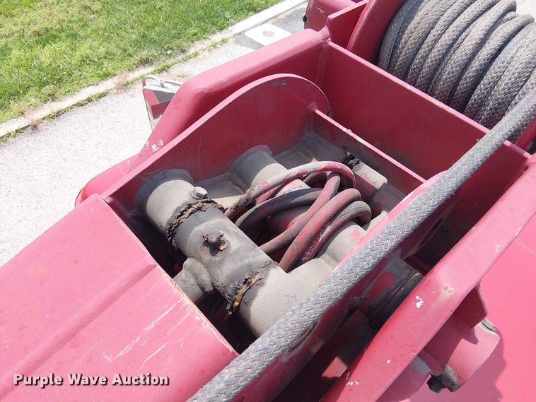 image for item FC4706 1997 International 4700 bucket truck