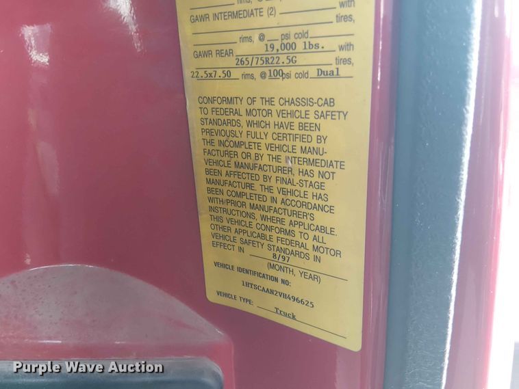 image for item FC4706 1997 International 4700 bucket truck