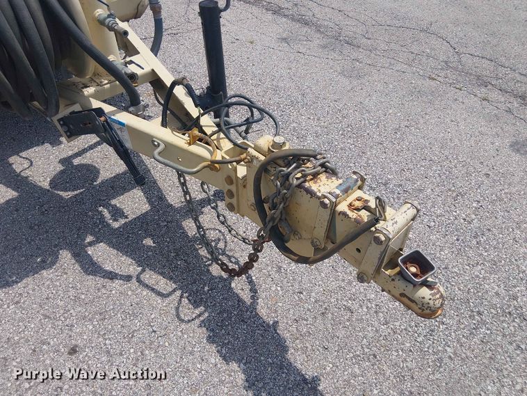 image for item FC4707 1998 Ingersoll Rand P185WJD air compressor