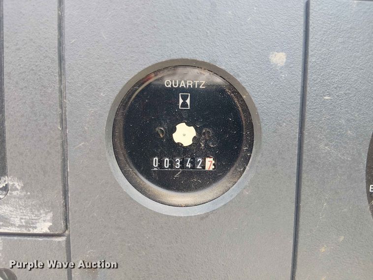 image for item FC4707 1998 Ingersoll Rand P185WJD air compressor