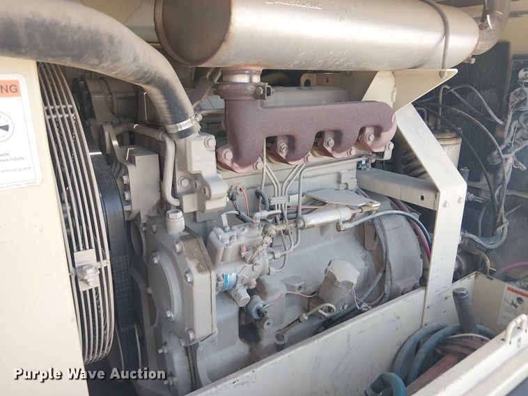 image for item FC4707 1998 Ingersoll Rand P185WJD air compressor