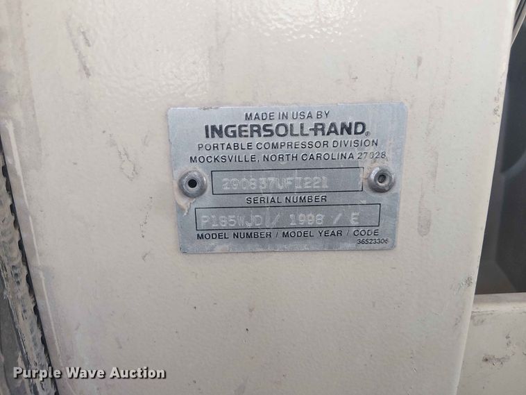 image for item FC4707 1998 Ingersoll Rand P185WJD air compressor
