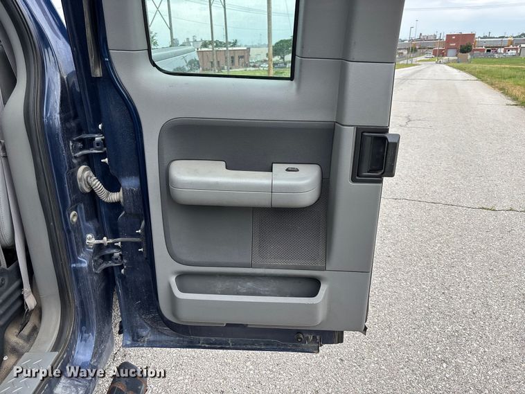 image for item FC4708 2008 Ford F150 Ext. Cab pickup truck