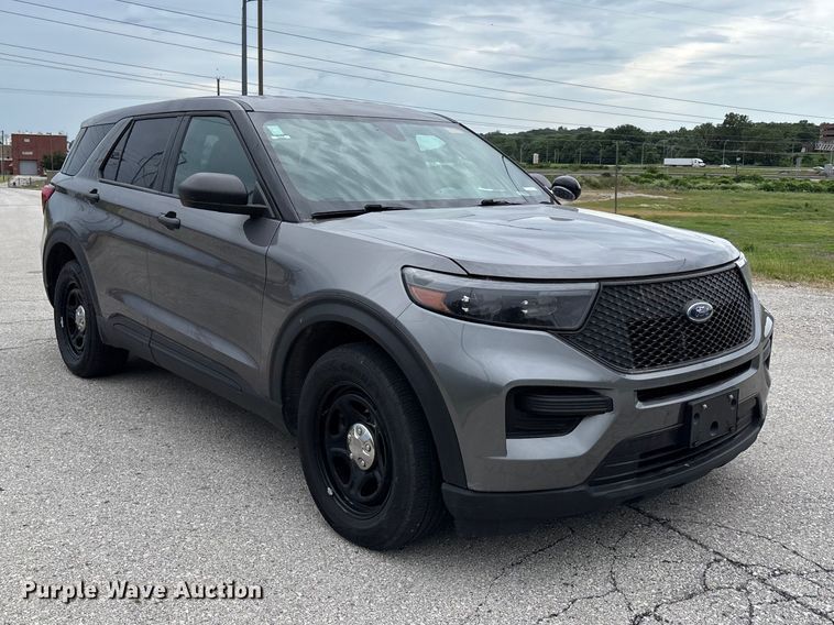 image for item FC4710 2023 Ford Explorer Police SUV