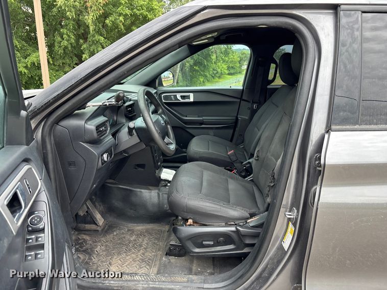 image for item FC4710 2023 Ford Explorer Police SUV