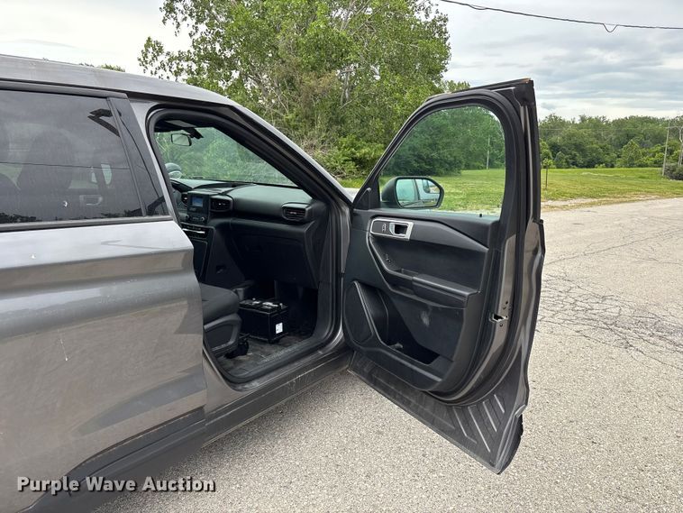 image for item FC4710 2023 Ford Explorer Police SUV