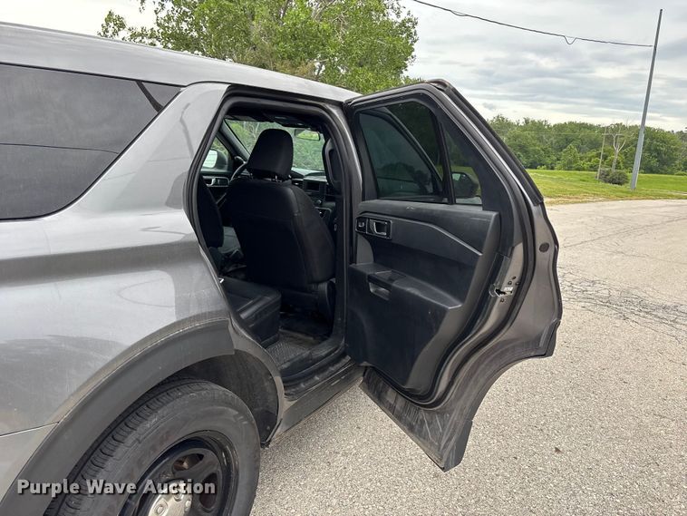 image for item FC4710 2023 Ford Explorer Police SUV