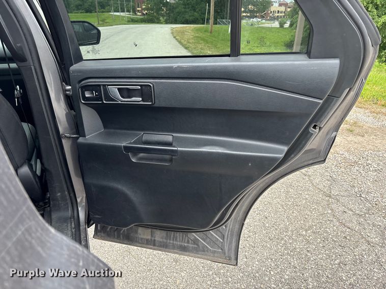 image for item FC4710 2023 Ford Explorer Police SUV