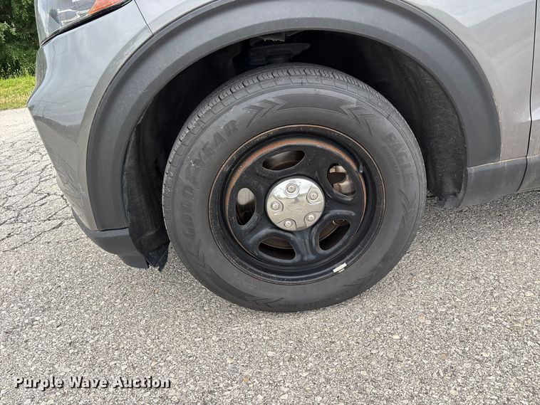 image for item FC4710 2023 Ford Explorer Police SUV