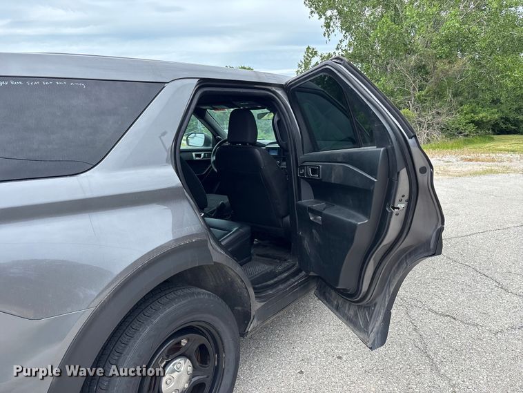 image for item FC4711 2023 Ford Explorer Police SUV
