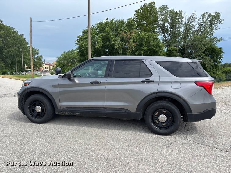 image for item FC4712 2023 Ford Explorer Police SUV
