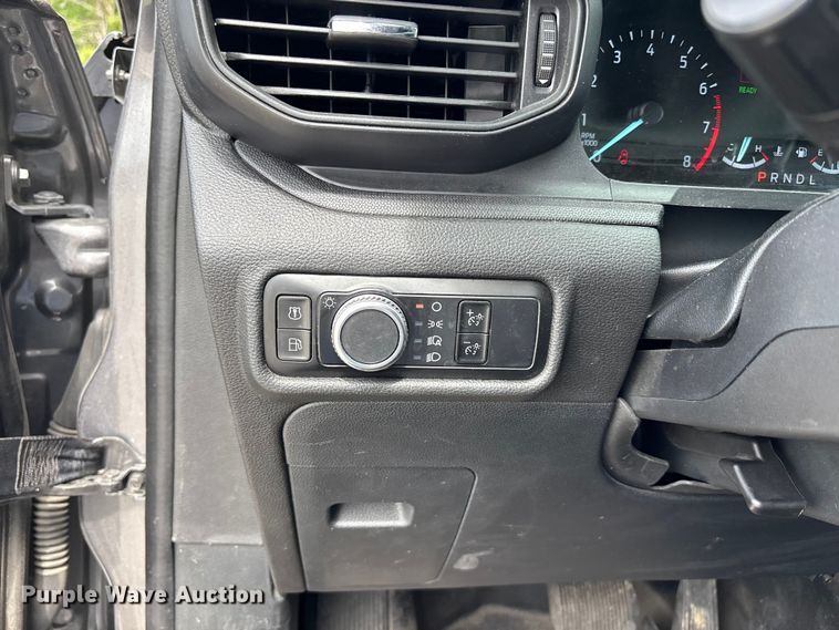 image for item FC4712 2023 Ford Explorer Police SUV