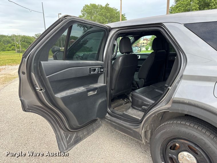 image for item FC4712 2023 Ford Explorer Police SUV