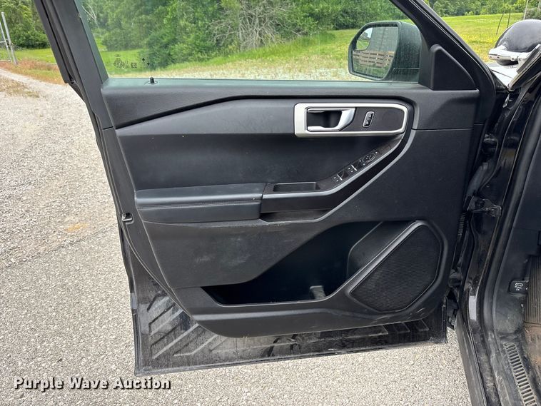 image for item FC4713 2020 Ford Explorer SUV