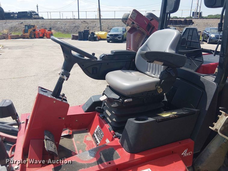 image for item FC4717 2012 Toro Groundsmaster 4000D lawn mower