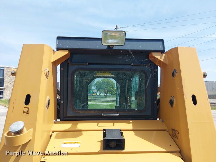 image for item FC4718 1996 Case 1845C skid steer loader