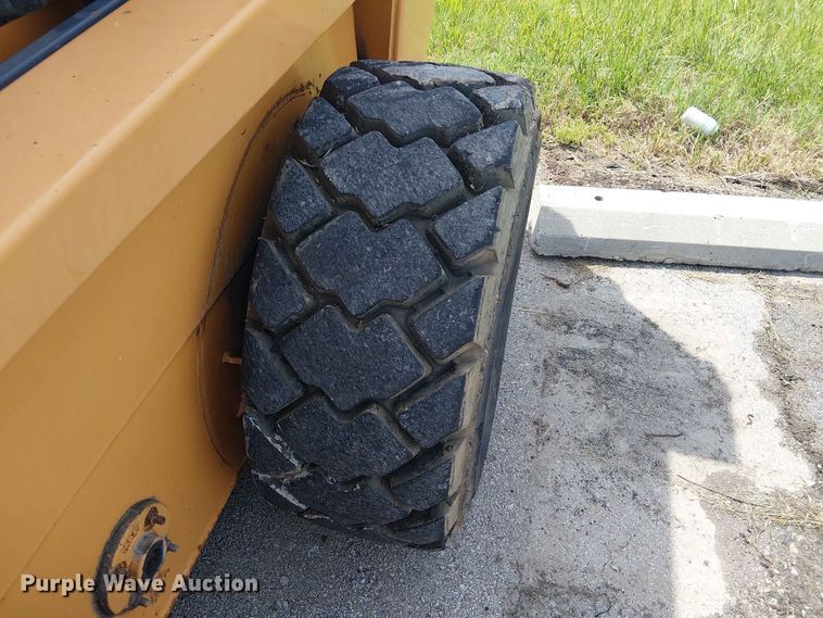 image for item FC4718 1996 Case 1845C skid steer loader