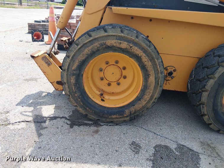 image for item FC4718 1996 Case 1845C skid steer loader