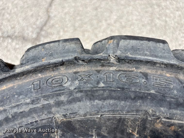 image for item FC4720 (8) skid steer tires
