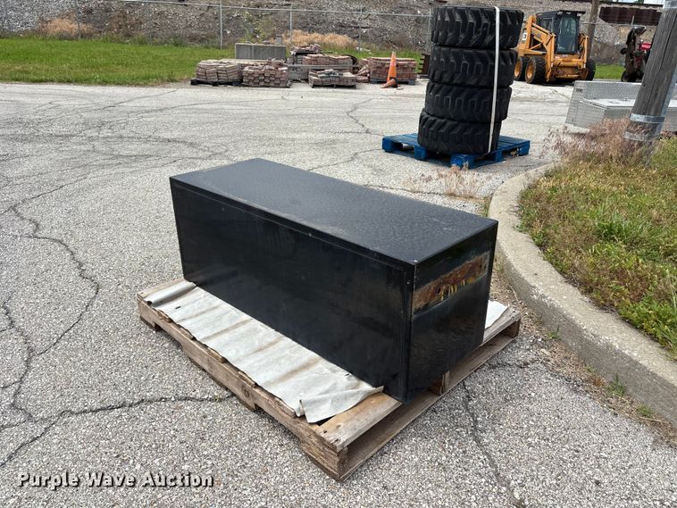 image for item FC4721 Knapheide toolbox