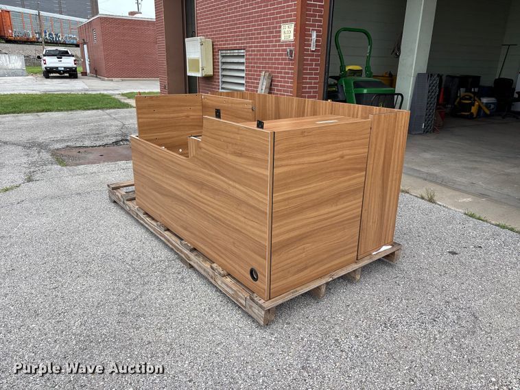 image for item FC4724 (2) desks