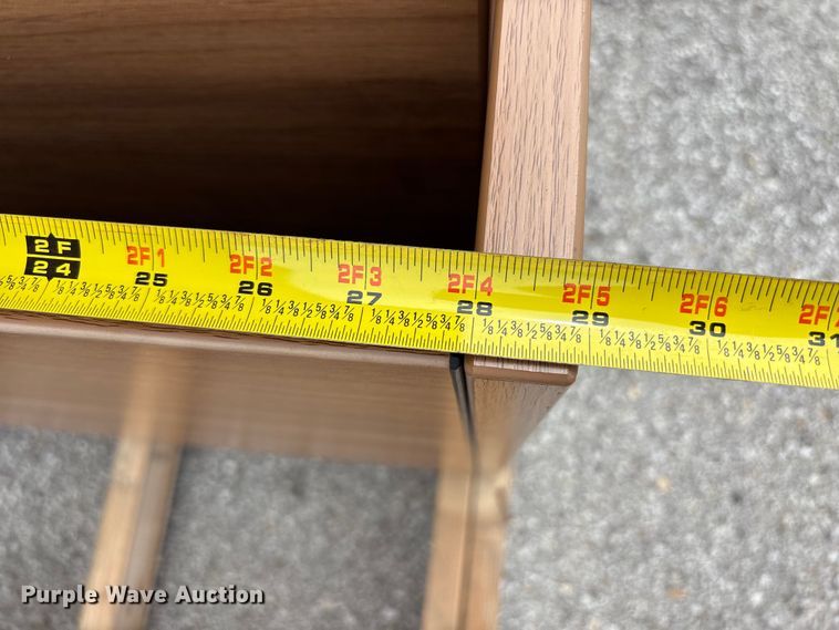 image for item FC4724 (2) desks