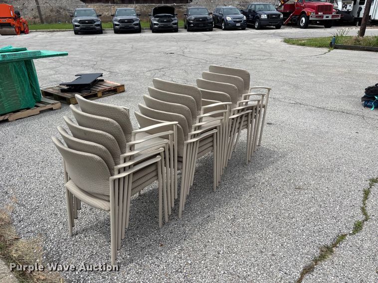 image for item FC4728 (15) chairs
