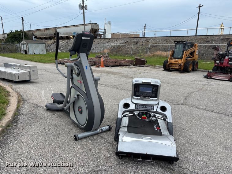 image for item FC4731 (2) treadmills