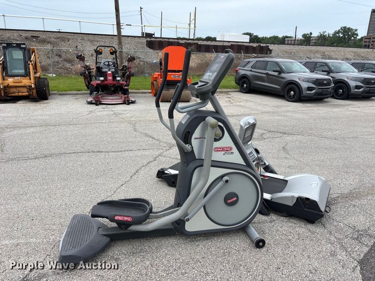 image for item FC4731 (2) treadmills