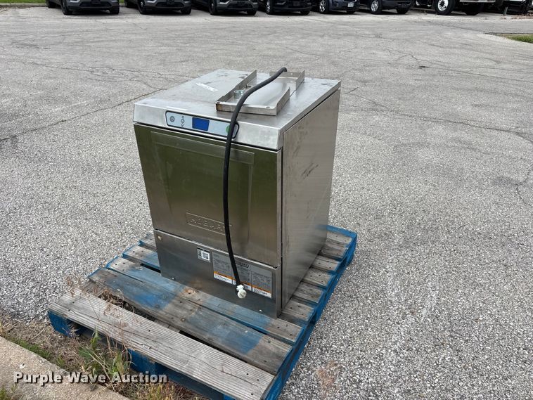 image for item FC4732 Hobart dishwasher