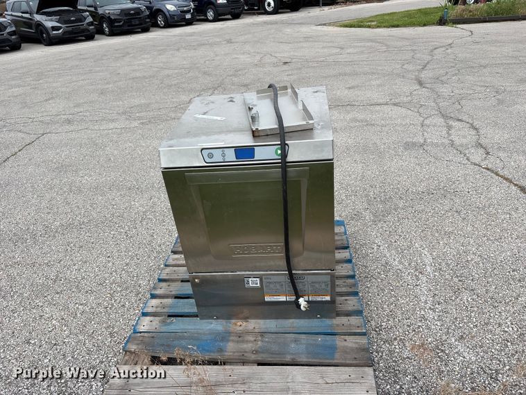 image for item FC4732 Hobart dishwasher