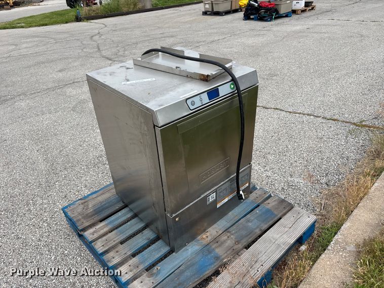 image for item FC4732 Hobart dishwasher