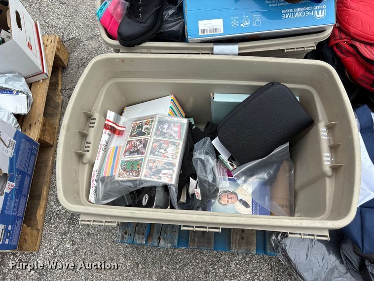 image for item FC4734 Household items