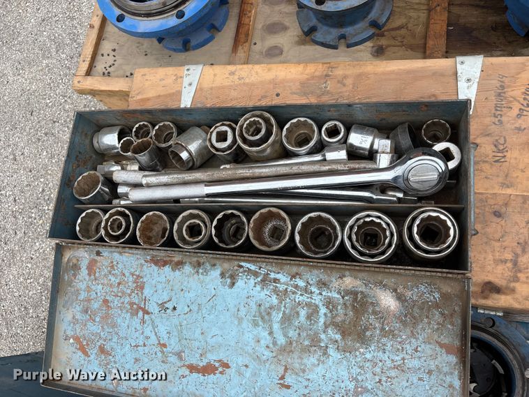 image for item FC4735 Line tapping machine