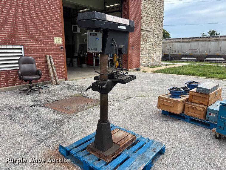 image for item FC4736 Dayton 6W281C drill press