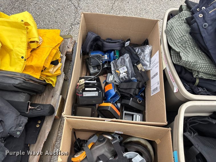 image for item FC4737 Police equipment