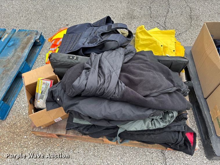 image for item FC4737 Police equipment