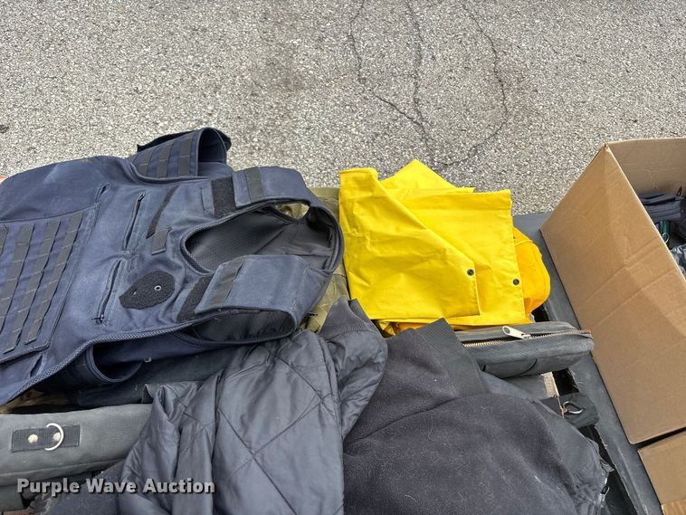 image for item FC4737 Police equipment