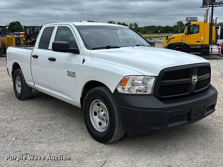 image for item FC5814 2017 RAM 1500 Ext. Cab pickup truck