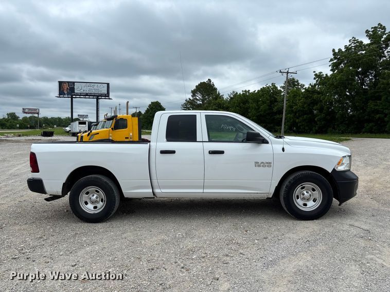 image for item FC5814 2017 RAM 1500 Ext. Cab pickup truck