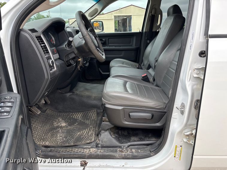 image for item FC5814 2017 RAM 1500 Ext. Cab pickup truck